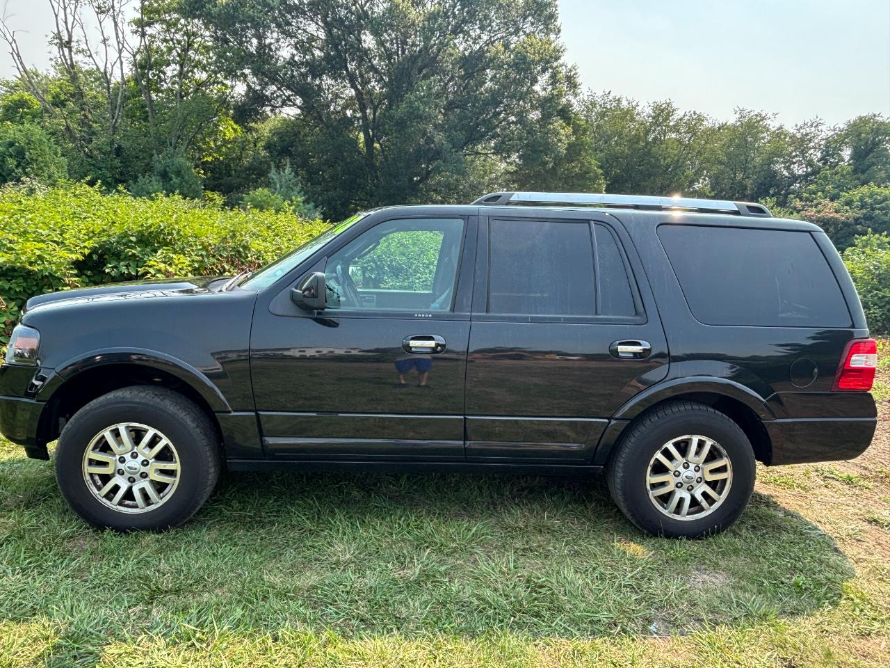 Ford Expedition 4WD 4dr Limited 2013
