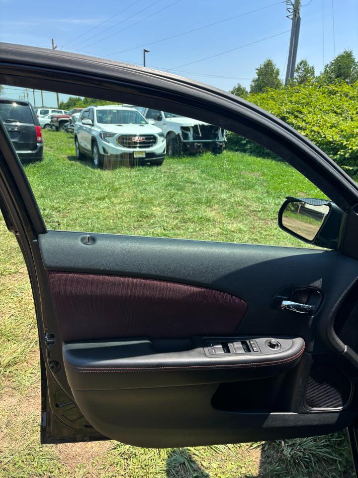 Dodge Avenger SXT Plus 2012
