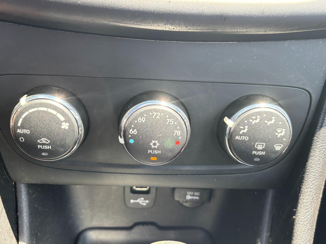 Dodge Avenger SXT Plus 2012