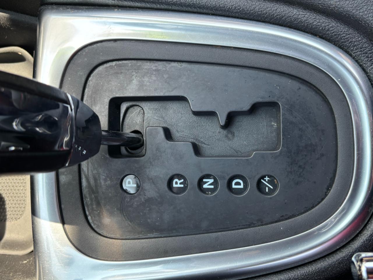 Dodge Avenger SXT Plus 2012