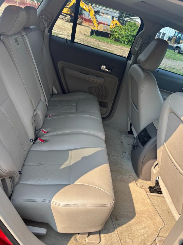 Ford Edge 4dr SEL FWD 2010