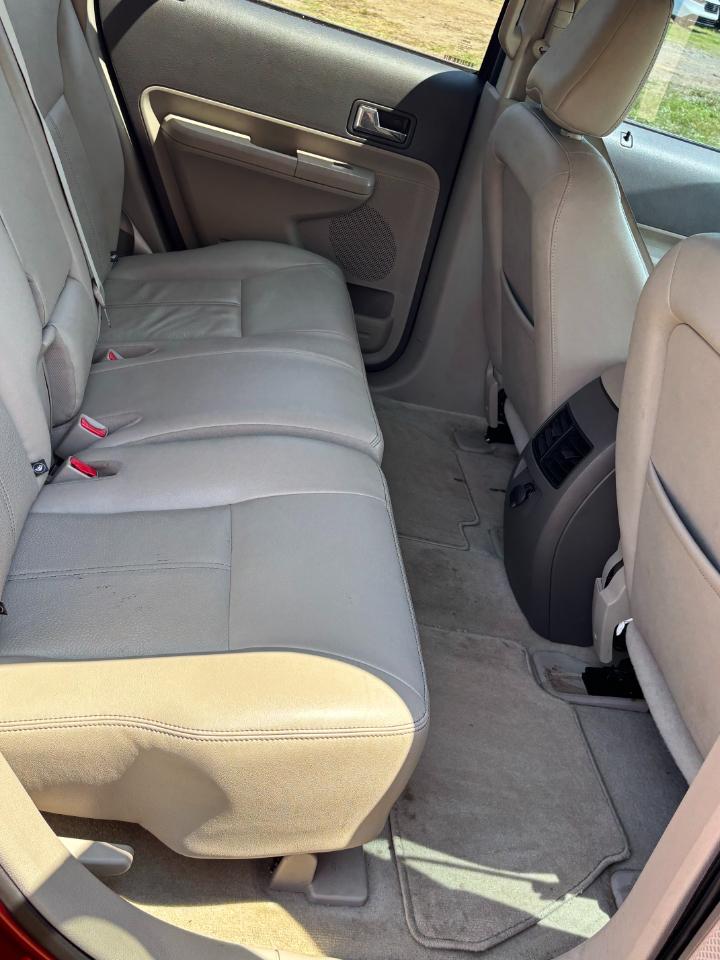 Ford Edge 4dr SEL FWD 2010