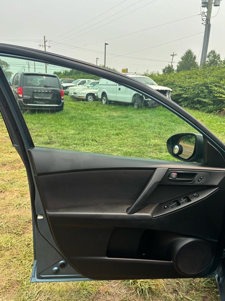 Mazda MAZDA3 i Sport 2011