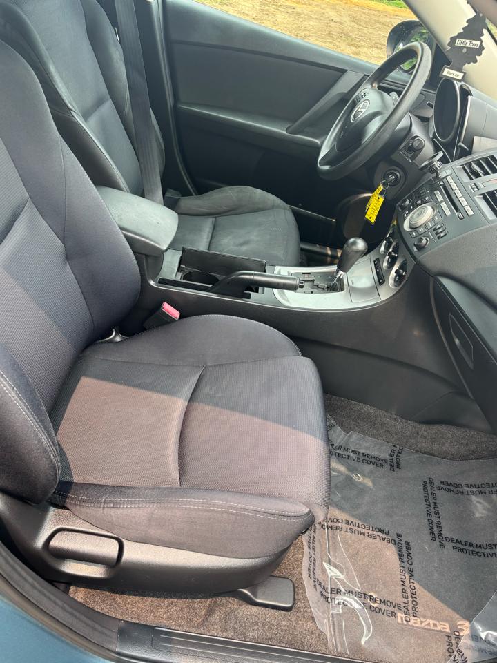 Mazda MAZDA3 i Sport 2011