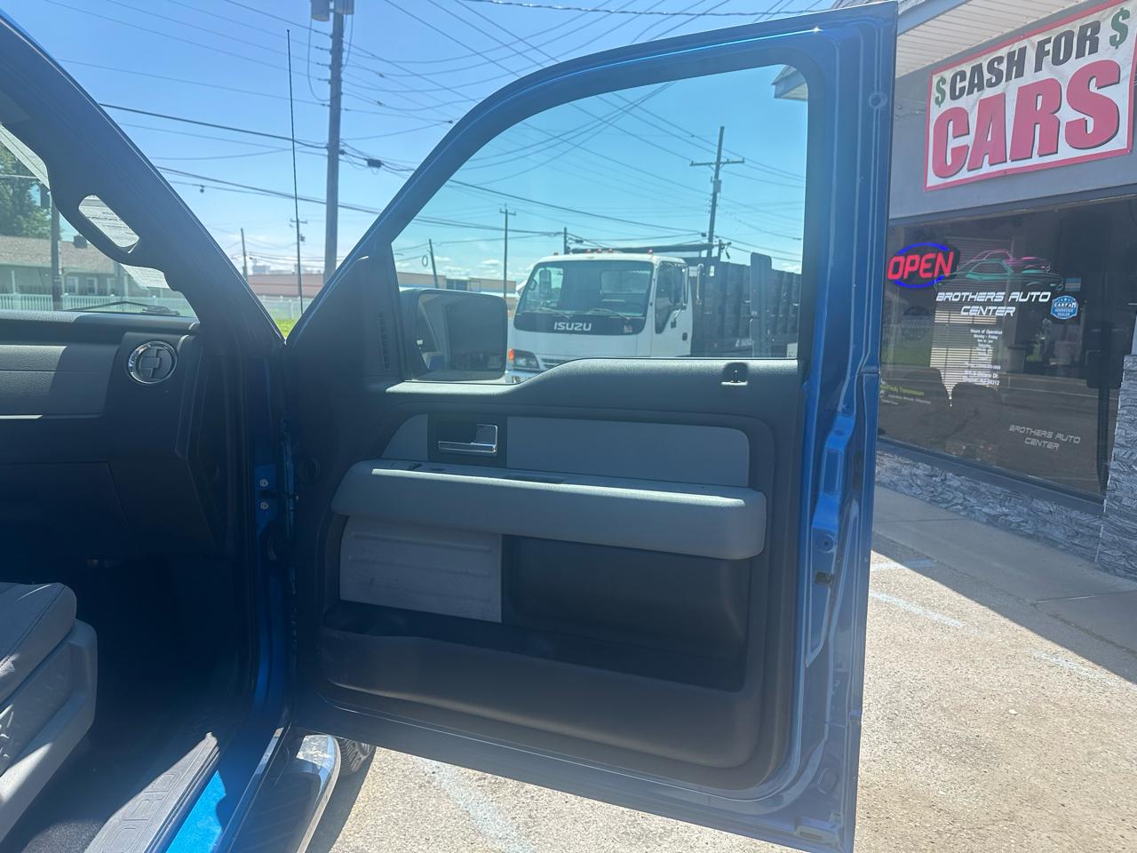 Ford F-150 XLT SuperCrew 4WD 2013