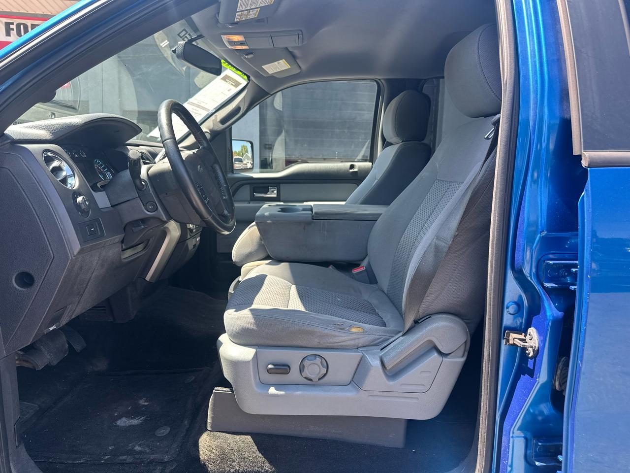 Ford F-150 XLT SuperCrew 4WD 2013