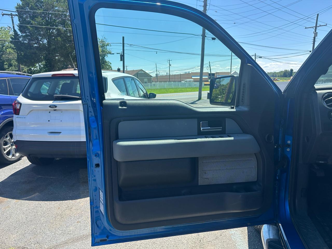 Ford F-150 XLT SuperCrew 4WD 2013