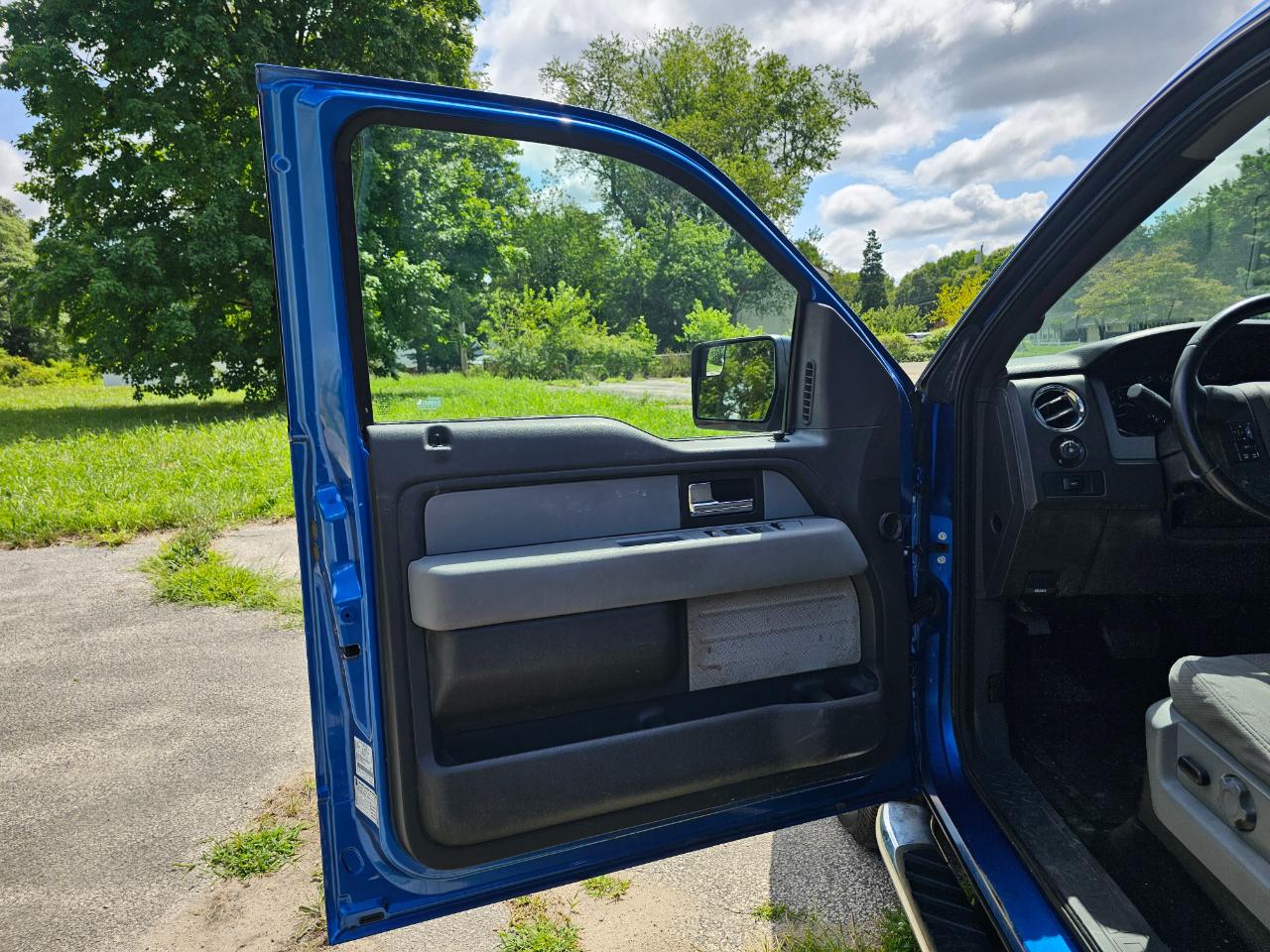 Ford F-150 XLT SuperCrew 4WD 2013