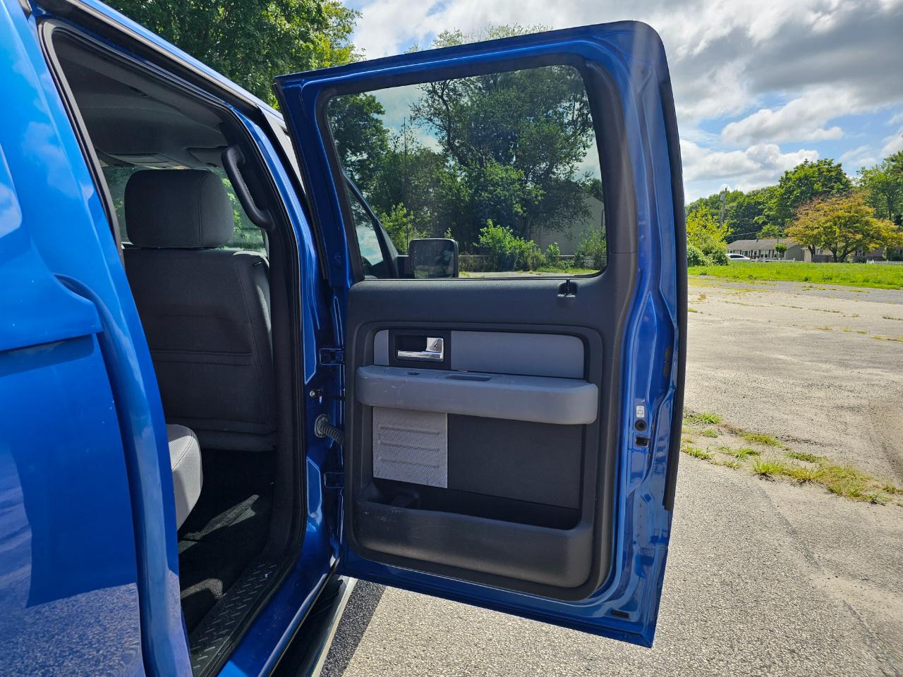 Ford F-150 XLT SuperCrew 4WD 2013