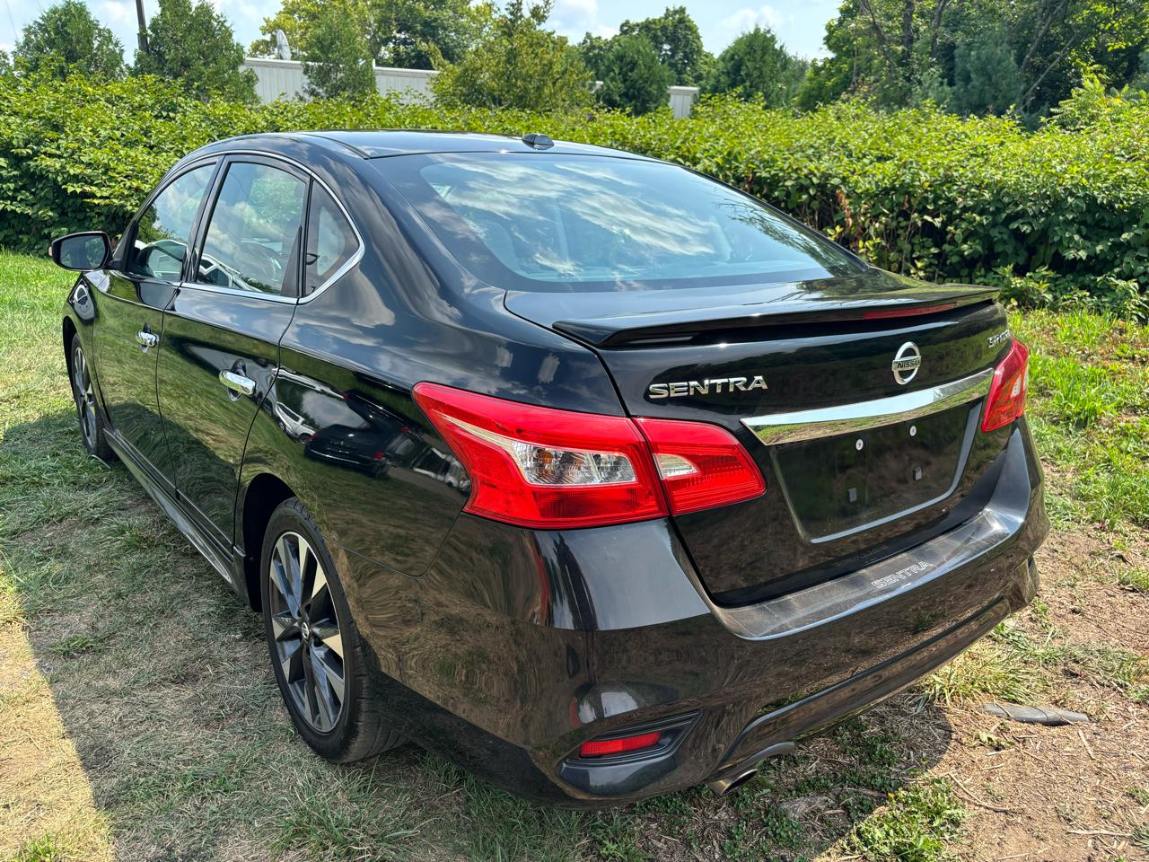 Nissan Sentra SR Turbo Manual 2017