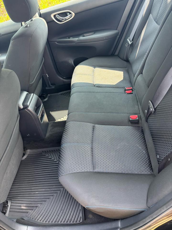 Nissan Sentra SR Turbo Manual 2017
