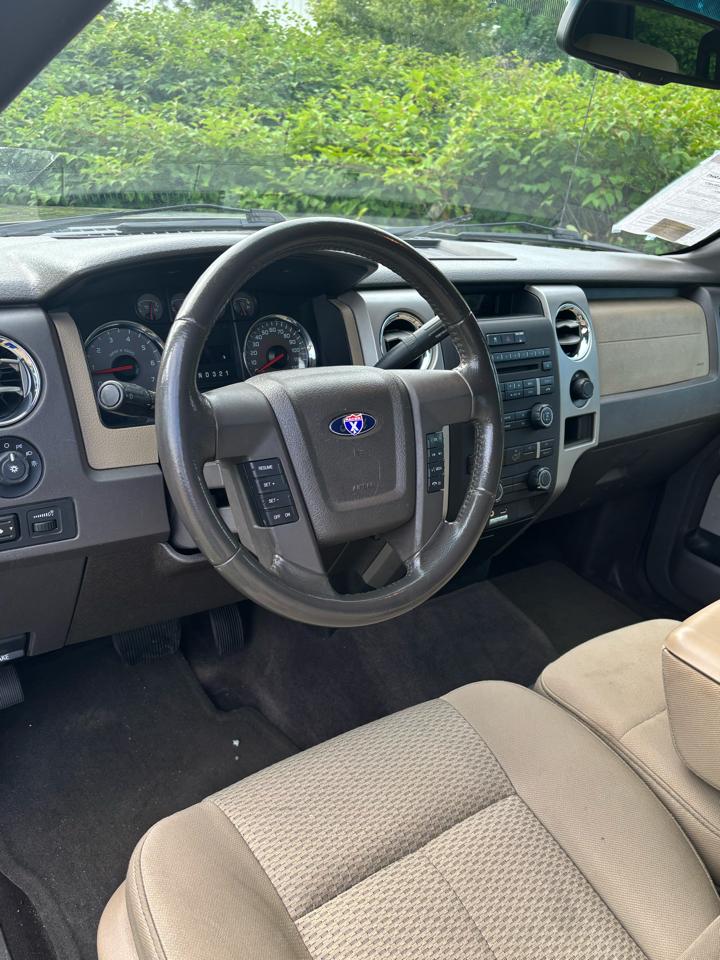 Ford F-150 XLT SuperCrew 4WD 2009