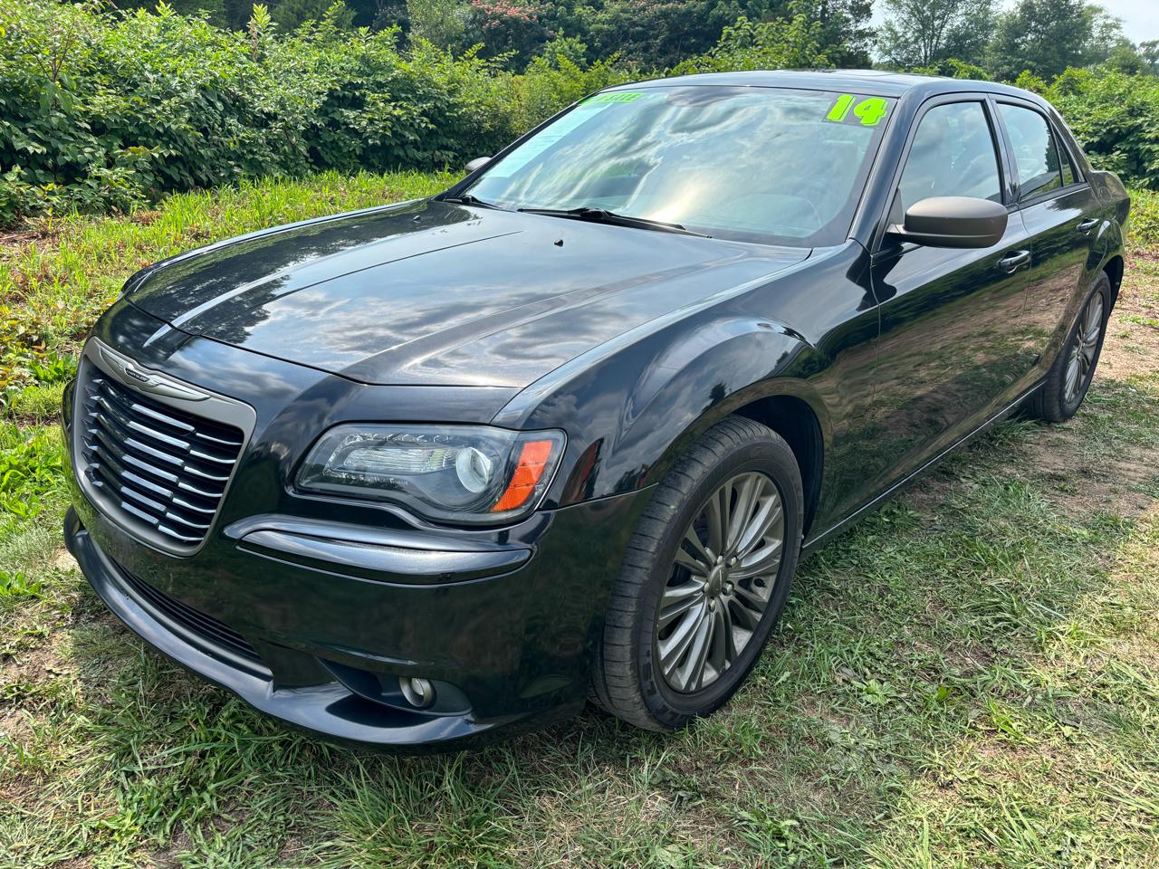 2014 Chrysler 300 4dr Sdn 300C John Varvatos Limited Edition AWD