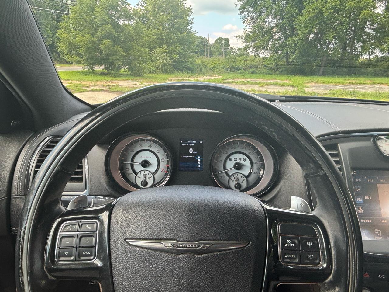 Chrysler 300 4dr Sdn 300C John Varvatos Limited Edition AWD 2014