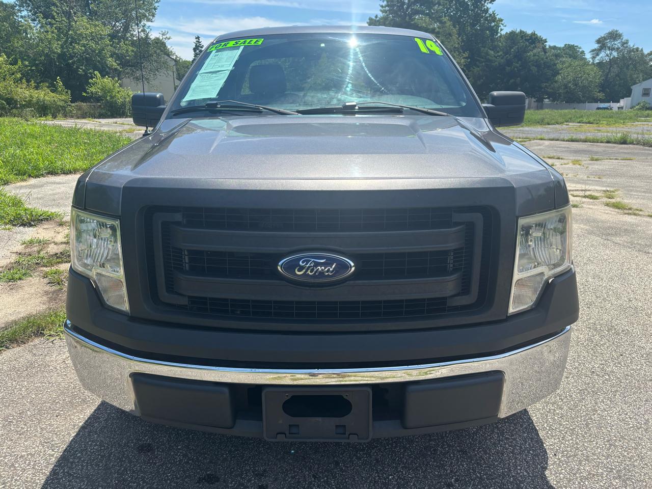 Ford F-150 XLT Reg. Cab Short Bed 2WD 2013