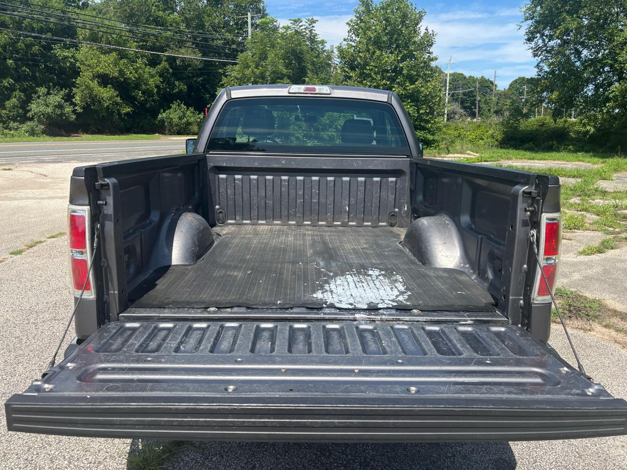 Ford F-150 XLT Reg. Cab Short Bed 2WD 2013