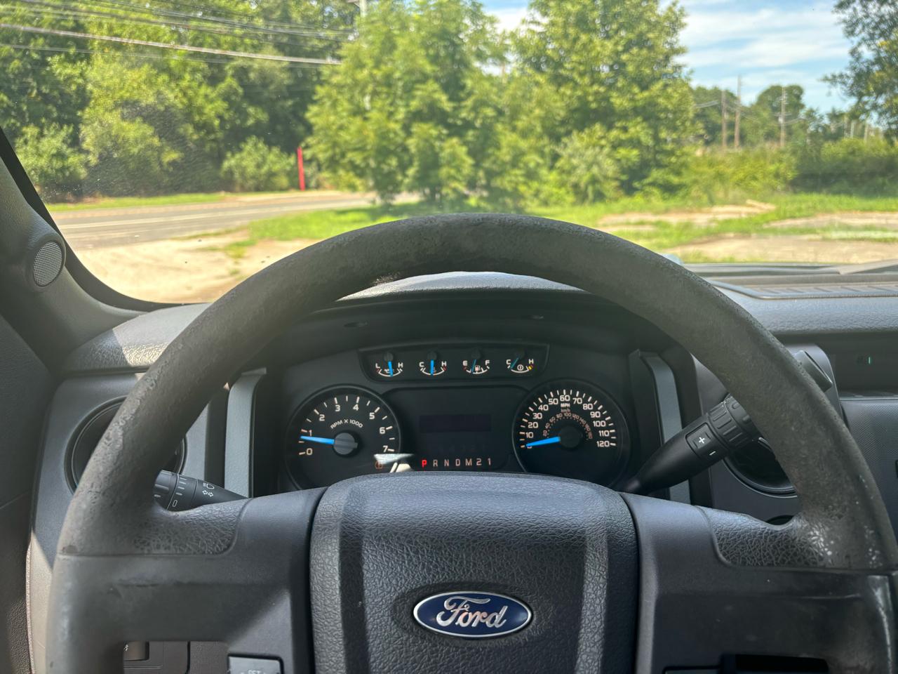 Ford F-150 XLT Reg. Cab Short Bed 2WD 2013