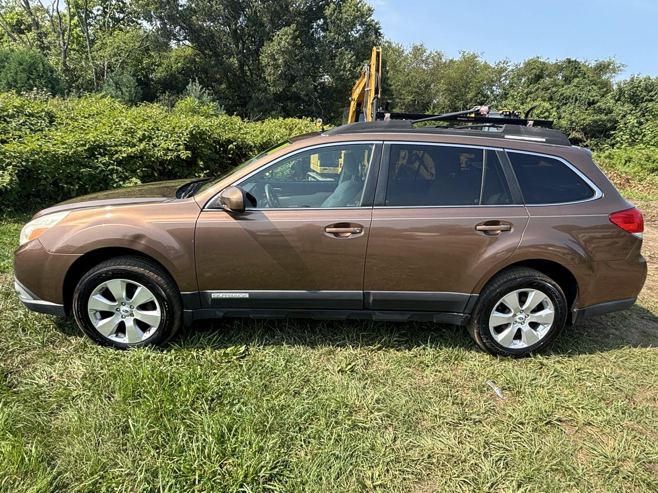 Subaru Outback 4dr Wgn H4 Auto 2.5i Limited Pwr Moon/Nav 2011