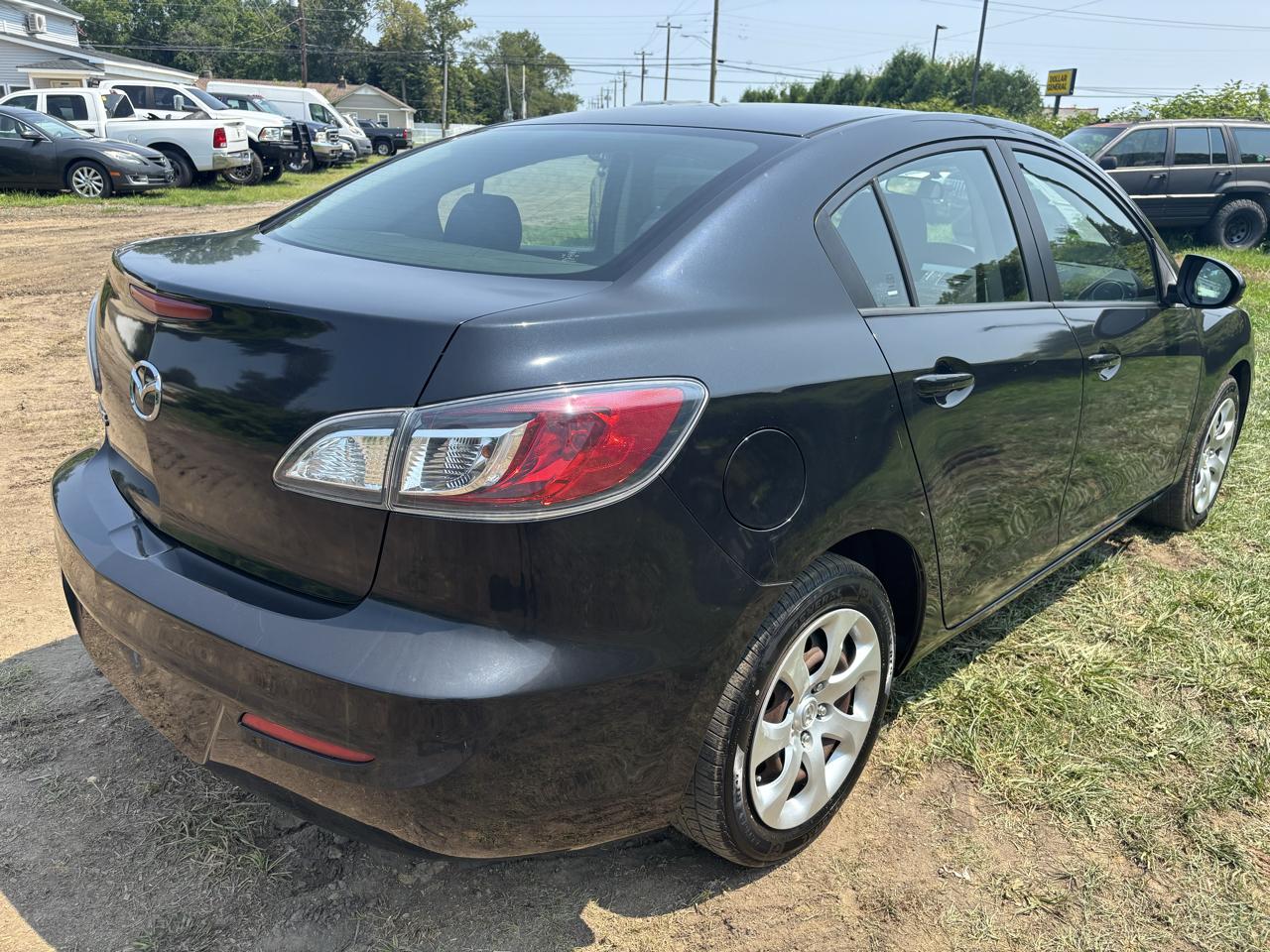 Mazda MAZDA3 4dr Sdn Man i SV 2013