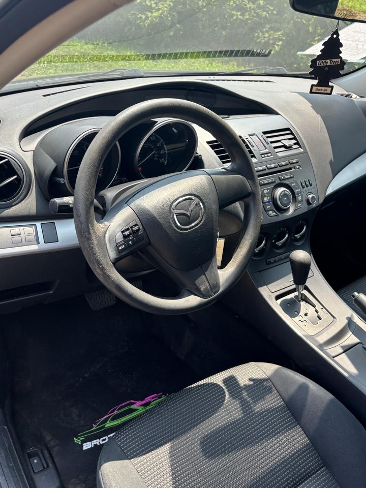 Mazda MAZDA3 4dr Sdn Man i SV 2013