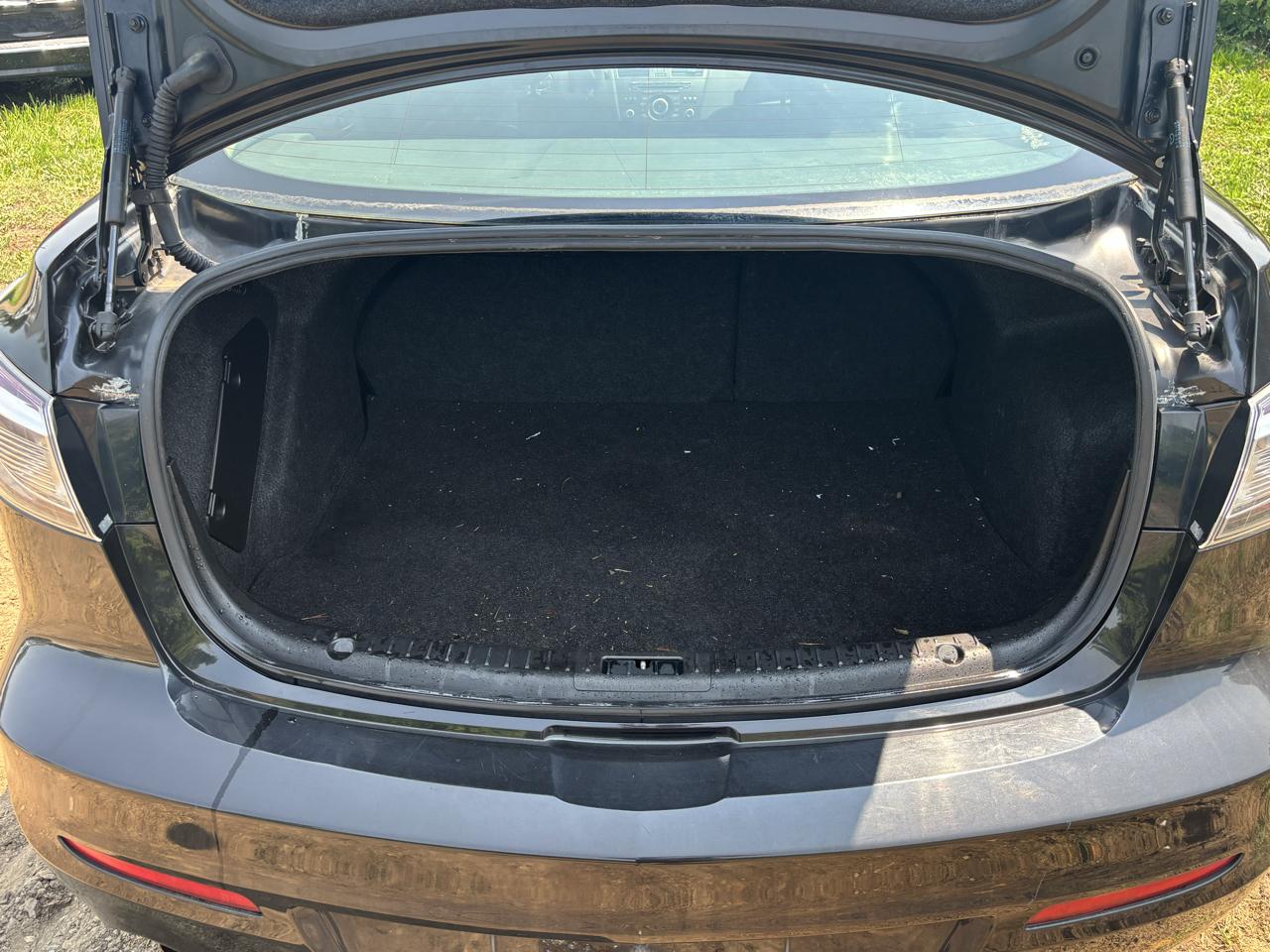 Mazda MAZDA3 4dr Sdn Man i SV 2013