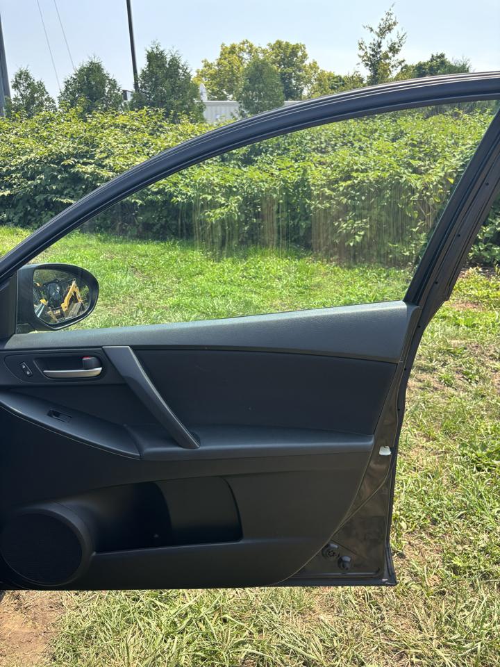 Mazda MAZDA3 4dr Sdn Man i SV 2013