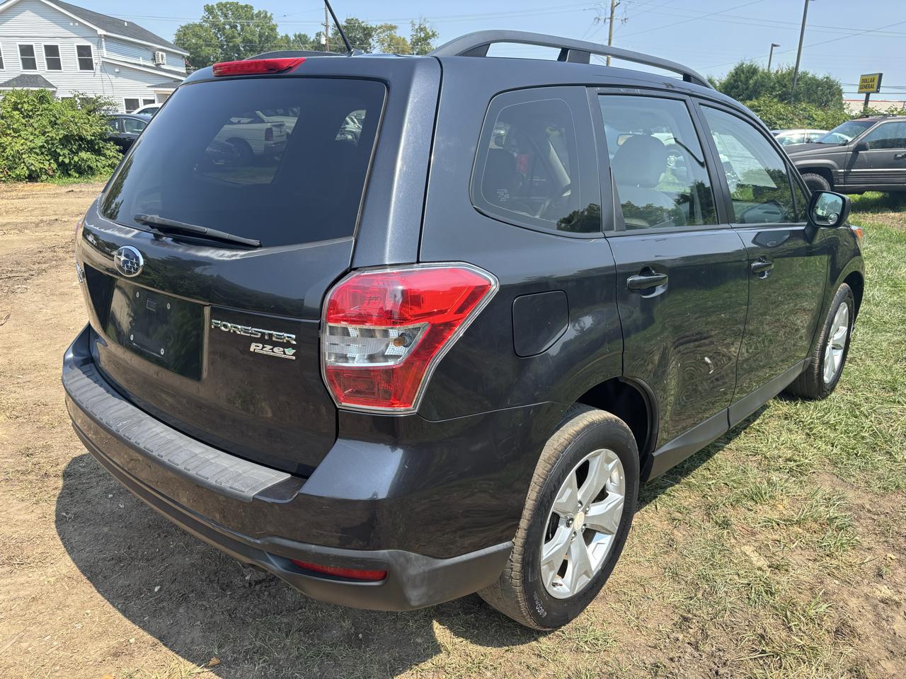 Subaru Forester 4dr CVT 2.5i PZEV 2015