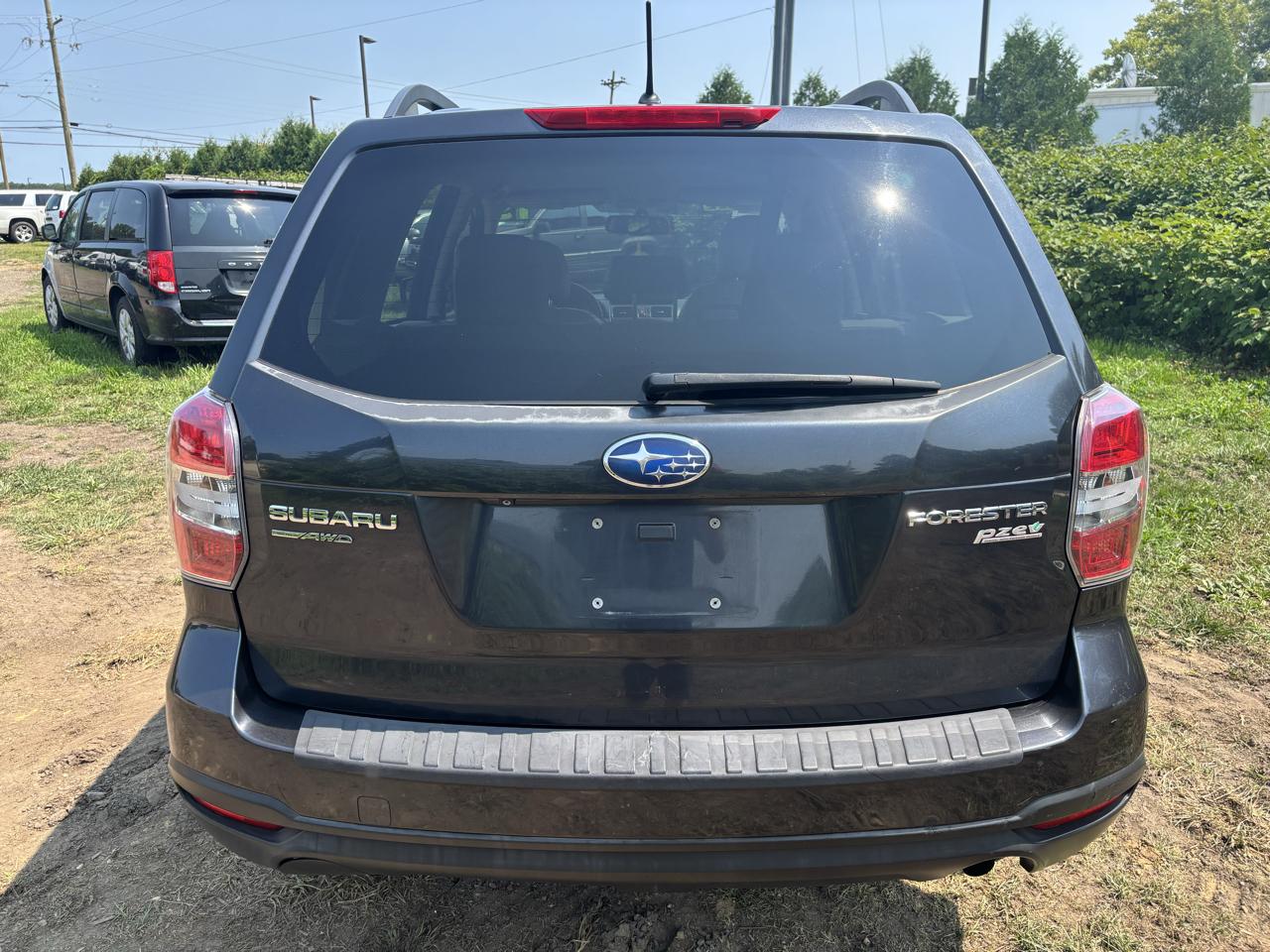 Subaru Forester 4dr CVT 2.5i PZEV 2015