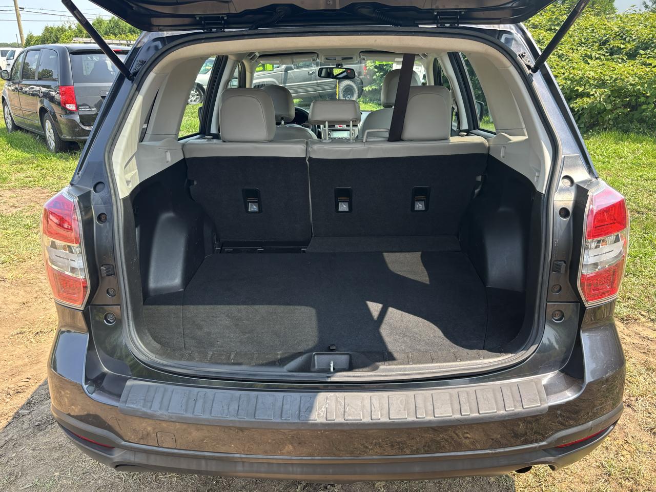 Subaru Forester 4dr CVT 2.5i PZEV 2015