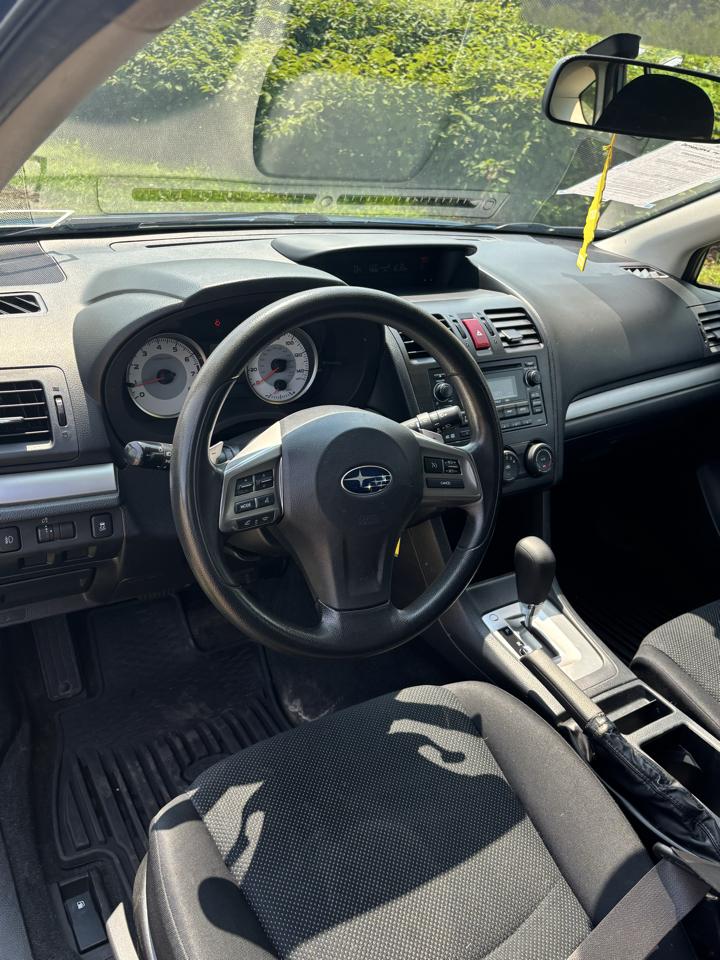 Subaru Impreza Wagon 5dr Auto 2.0i Premium 2014