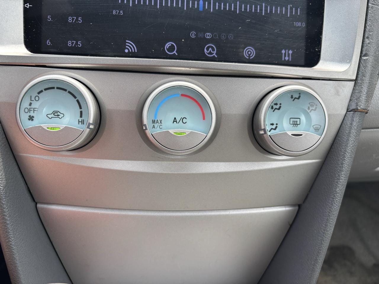 Toyota Camry 4dr Sdn I4 Man LE (Natl) 2008