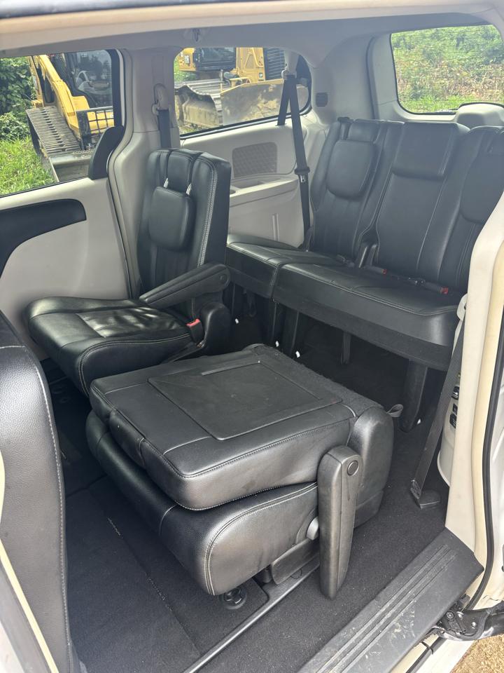 Chrysler Town & Country 4dr Wgn Touring 2016