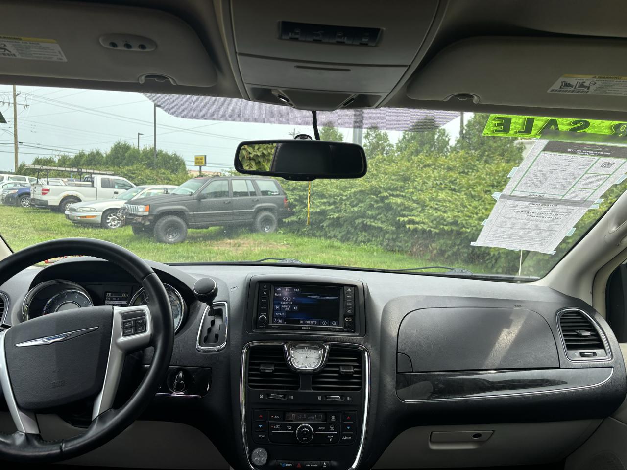 Chrysler Town & Country 4dr Wgn Touring 2016