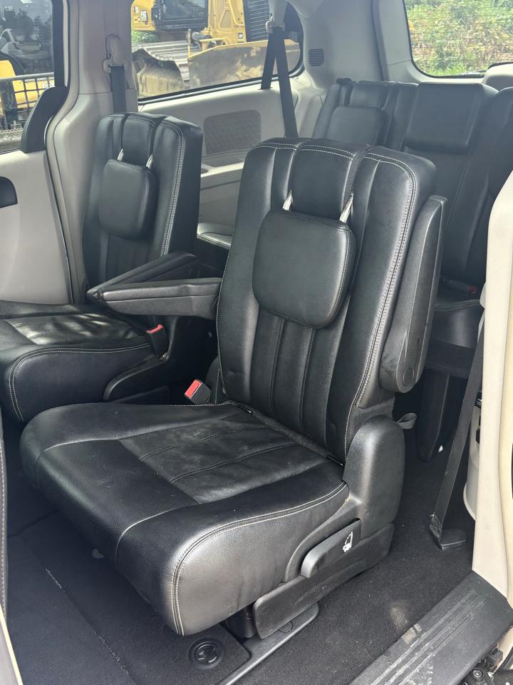 Chrysler Town & Country 4dr Wgn Touring 2016