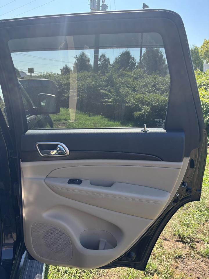 Jeep Grand Cherokee 4WD 4dr Laredo 2014