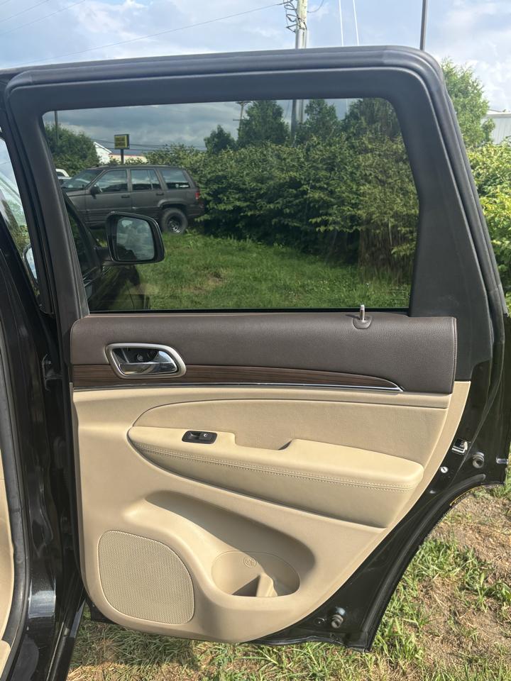 Jeep Grand Cherokee 4WD 4dr Overland 2014