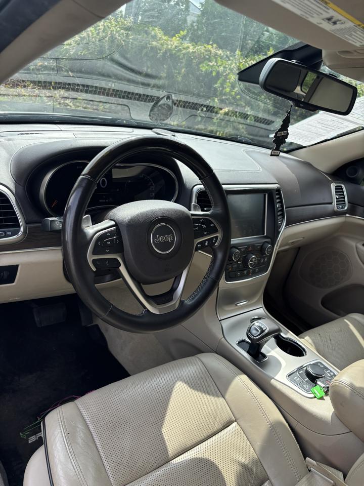 Jeep Grand Cherokee 4WD 4dr Overland 2014