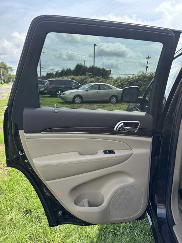 Jeep Grand Cherokee 4WD 4dr Overland 2014