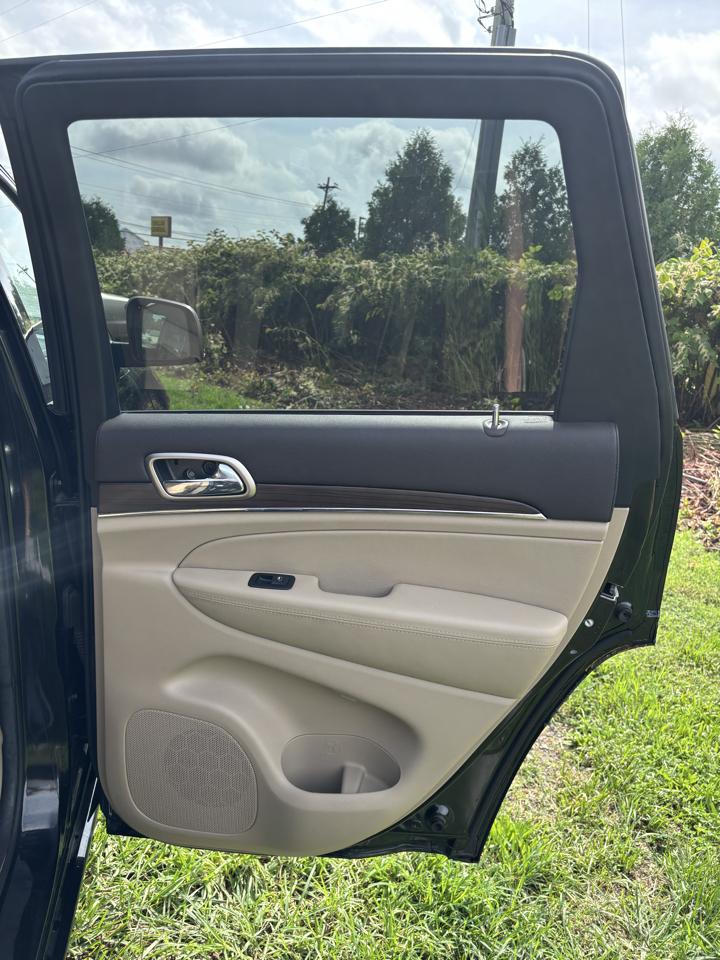 Jeep Grand Cherokee 4WD 4dr Overland 2014