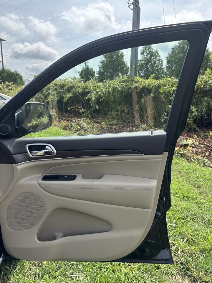 Jeep Grand Cherokee 4WD 4dr Overland 2014