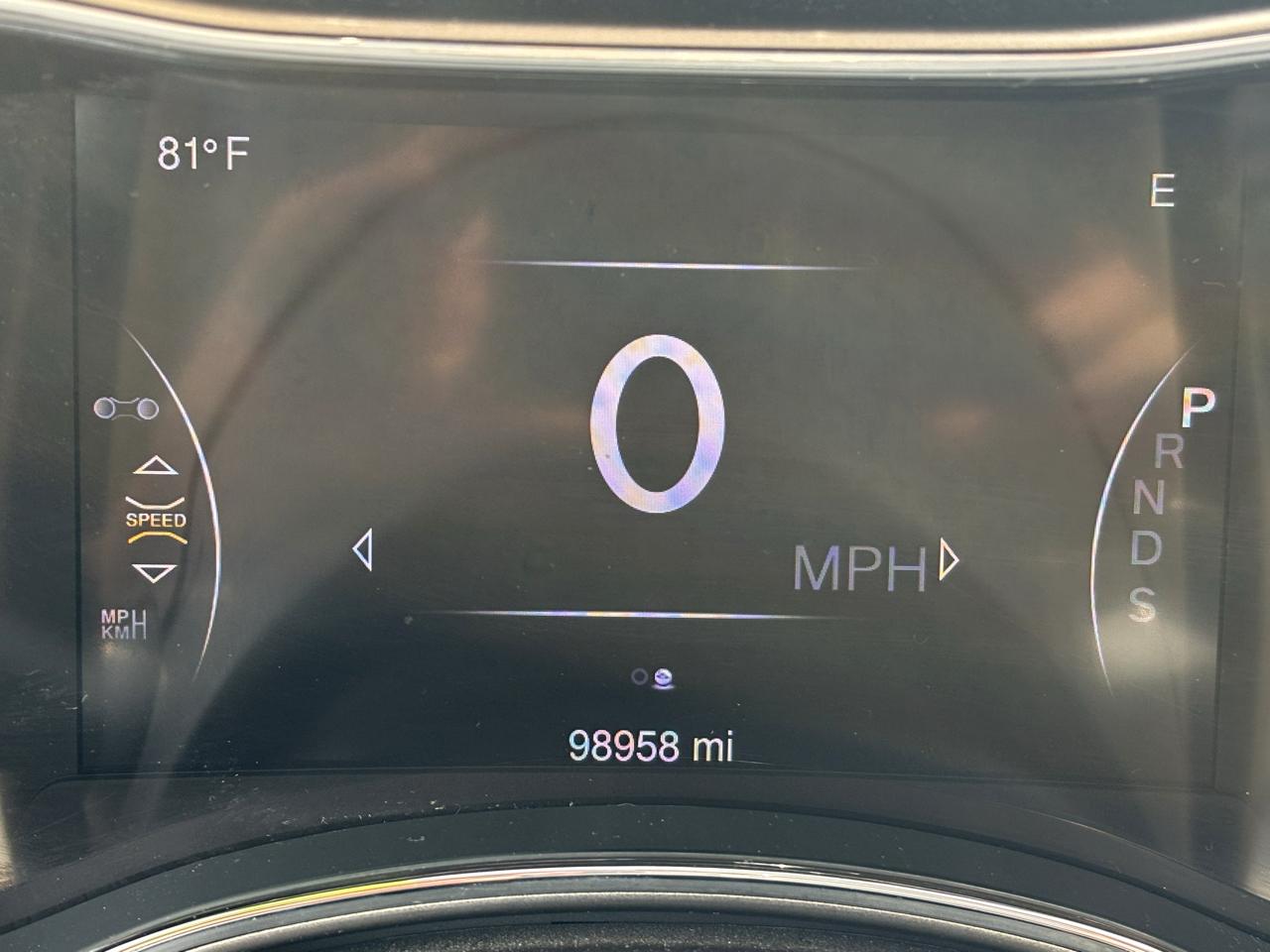 Jeep Grand Cherokee 4WD 4dr Overland 2014