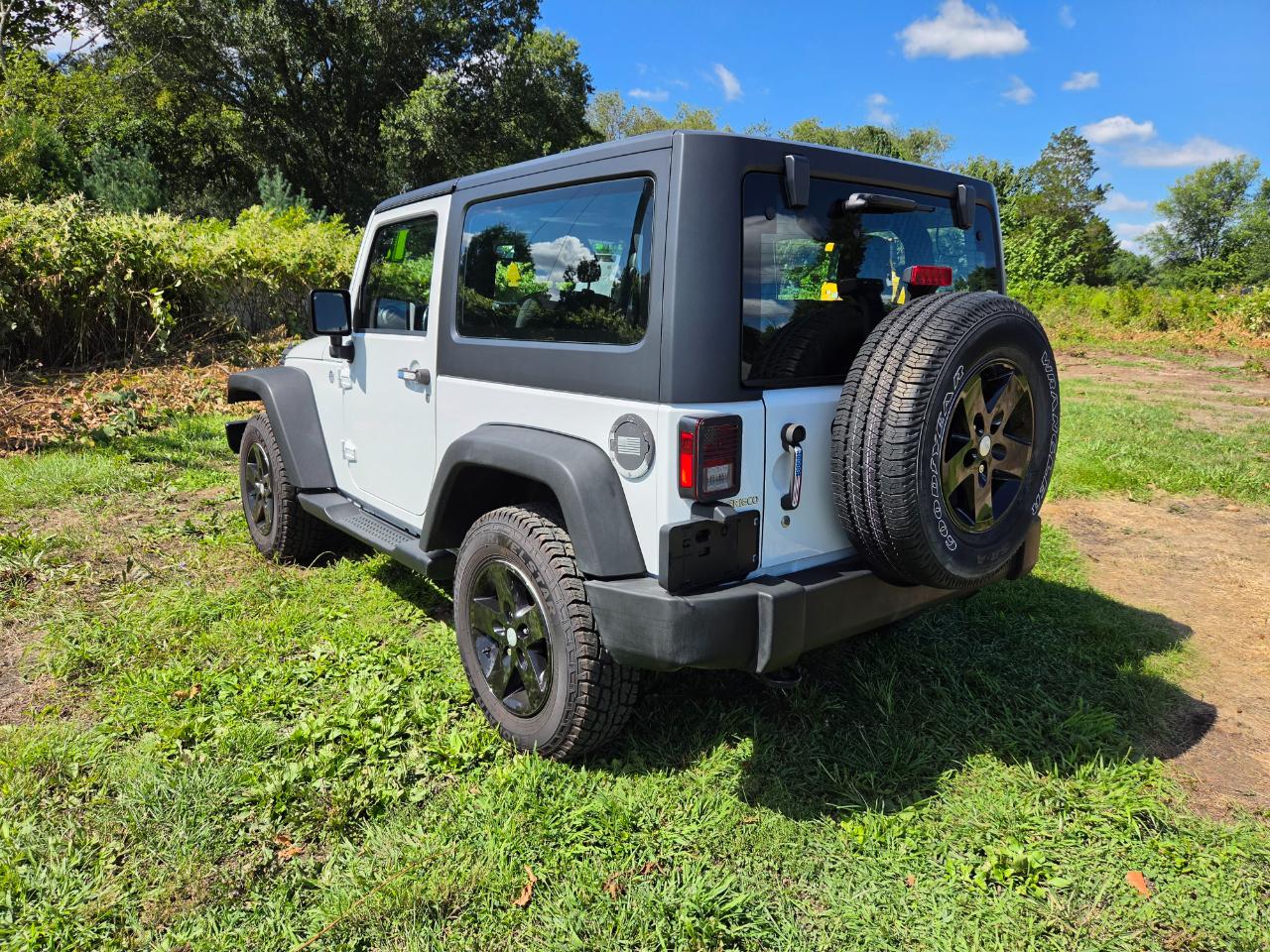 Jeep Wrangler 4WD 2dr Sport 2015