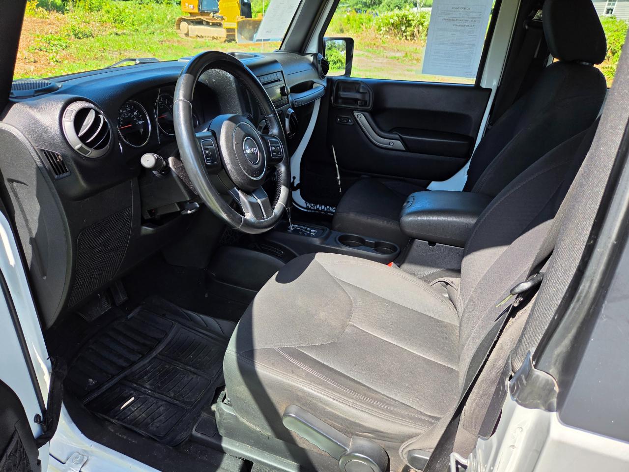 Jeep Wrangler 4WD 2dr Sport 2015