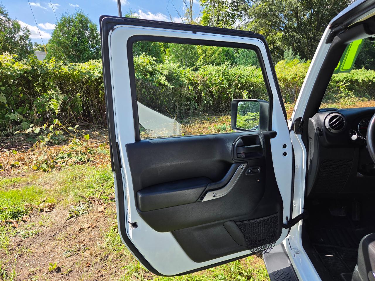 Jeep Wrangler 4WD 2dr Sport 2015