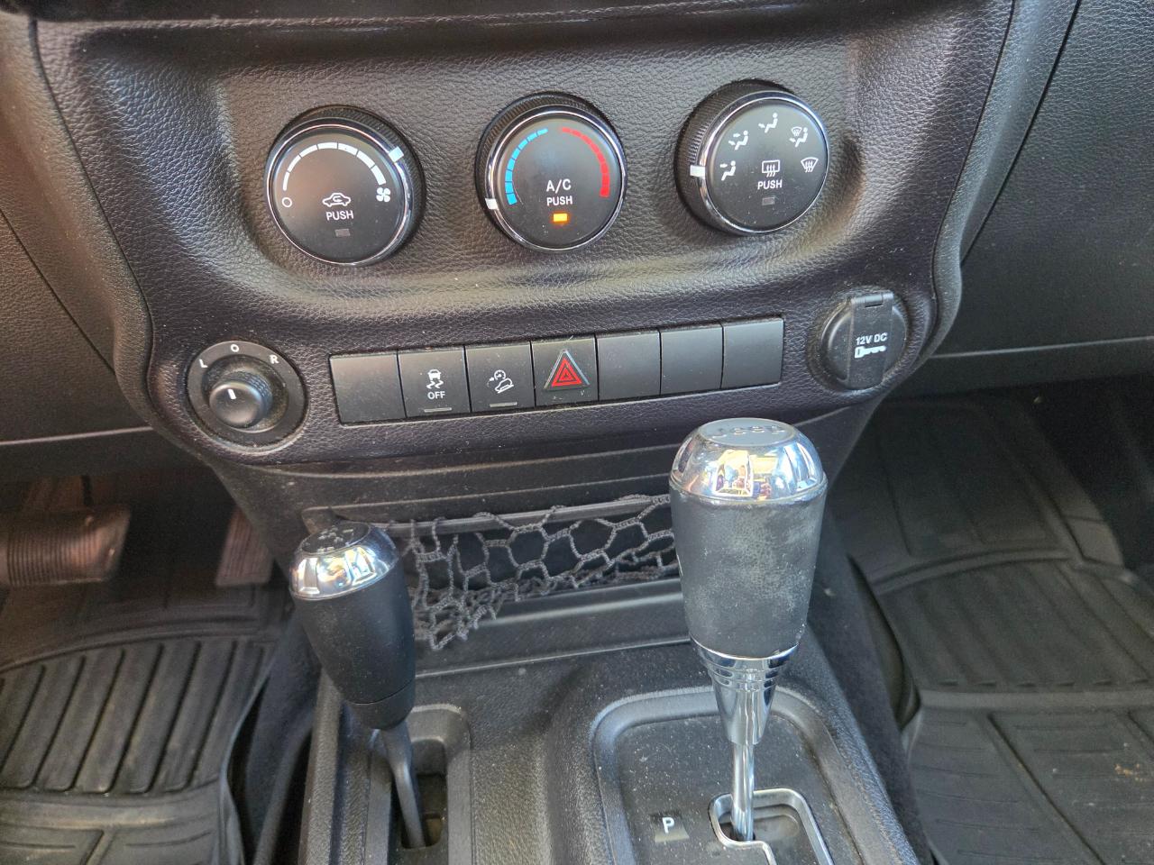 Jeep Wrangler 4WD 2dr Sport 2015