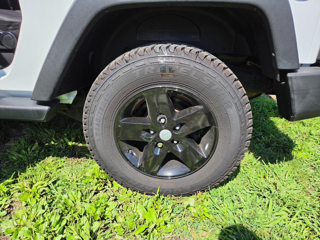 Jeep Wrangler 4WD 2dr Sport 2015