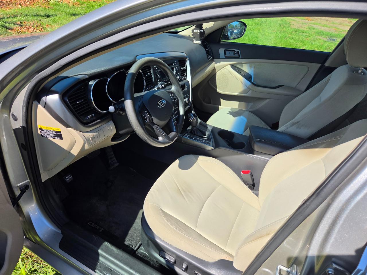 Kia Optima 4dr Sdn 2.4L Auto LX 2012
