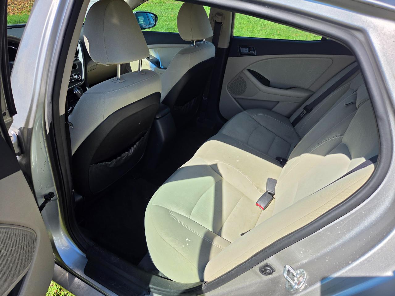 Kia Optima 4dr Sdn 2.4L Auto LX 2012