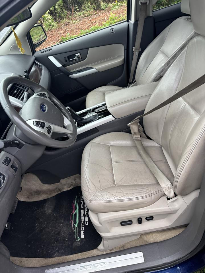 Ford Edge 4dr Limited AWD 2011