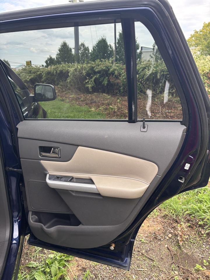 Ford Edge 4dr Limited AWD 2011